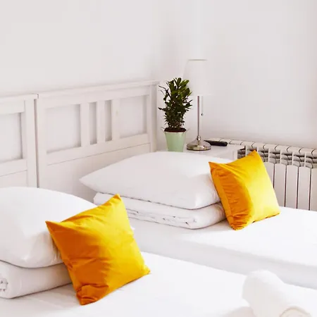 Palermo Moxy Te&am Cracow *